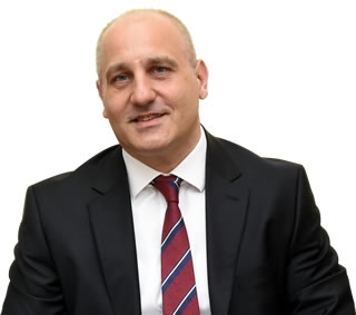 Dr. Ahmet Pişkin Kimdir? Dr. Ahmet Pişkin Kimdir?